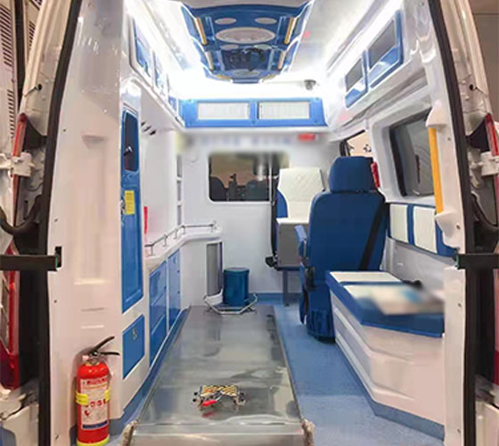 耿马车辆内部展示